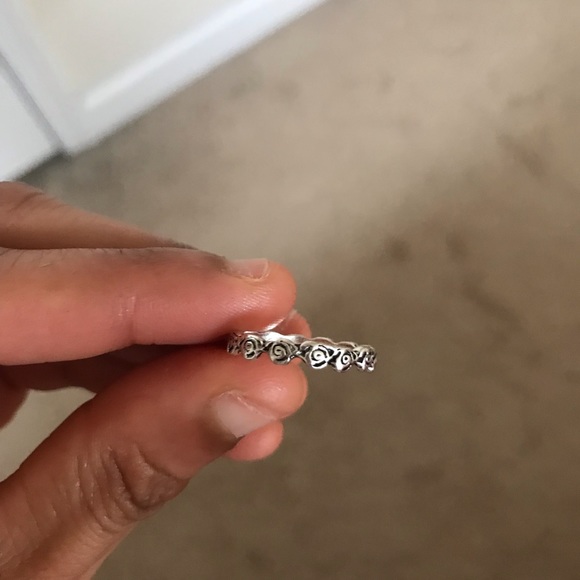 Silver 4 pcs Embossed Floral Ring Set - Picture 3 of 4